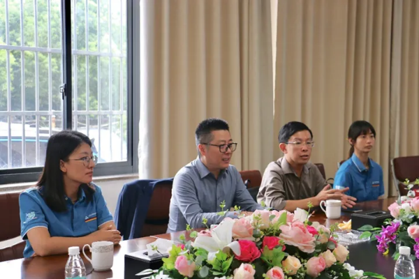 隨後，TÜV萊茵大中華區太陽能及商用產品服務零件總經理施冰